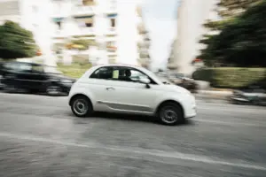 slim je autoverzekering combineren bespaar op je pechhulp en reisbijs